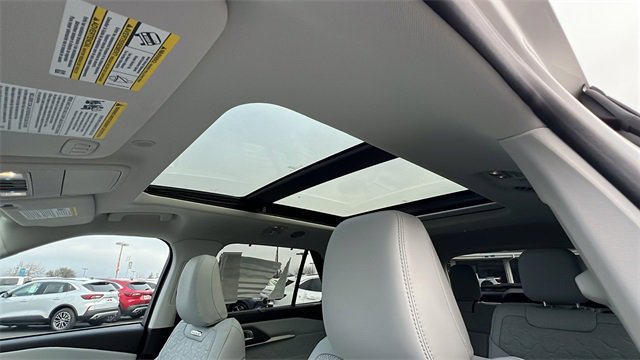 Used 2025 Ford Explorer Platinum w/ Ultimate Package image 25