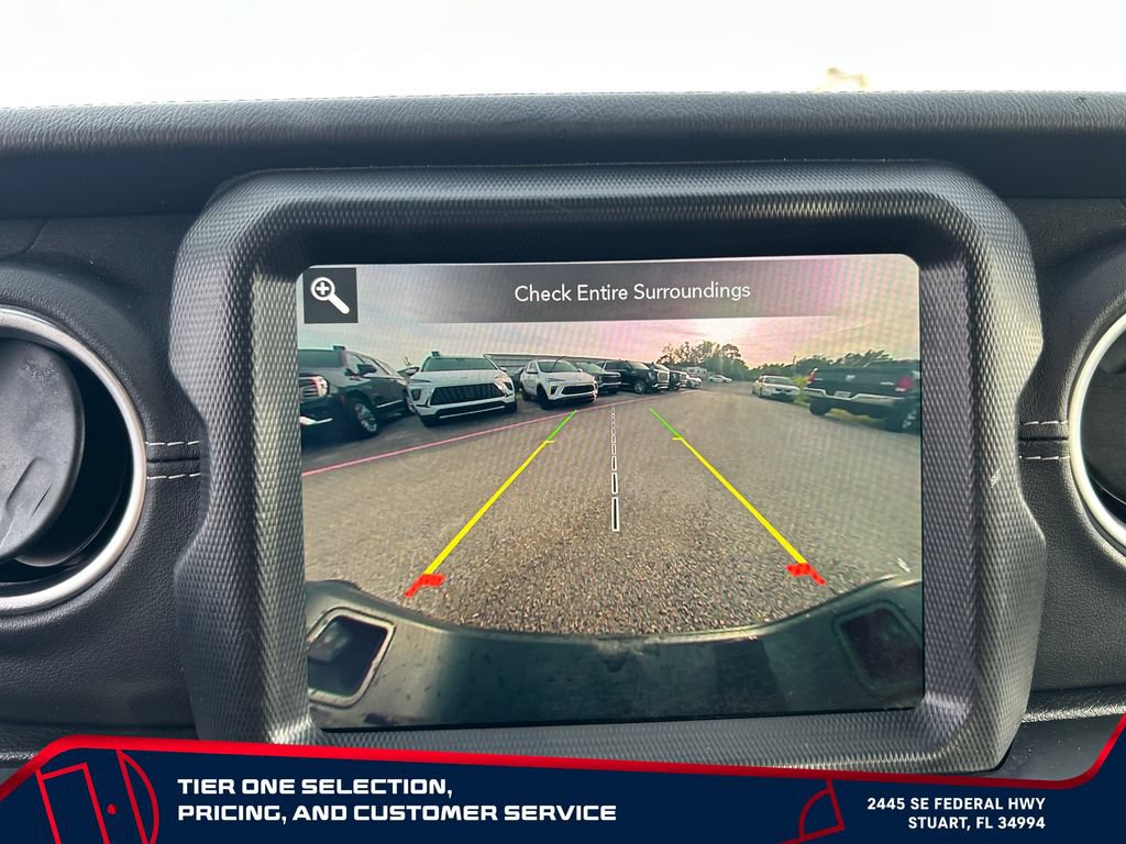Used 2022 Jeep Gladiator Overland w/ Popular Equipment Package AWD/4WD image 25