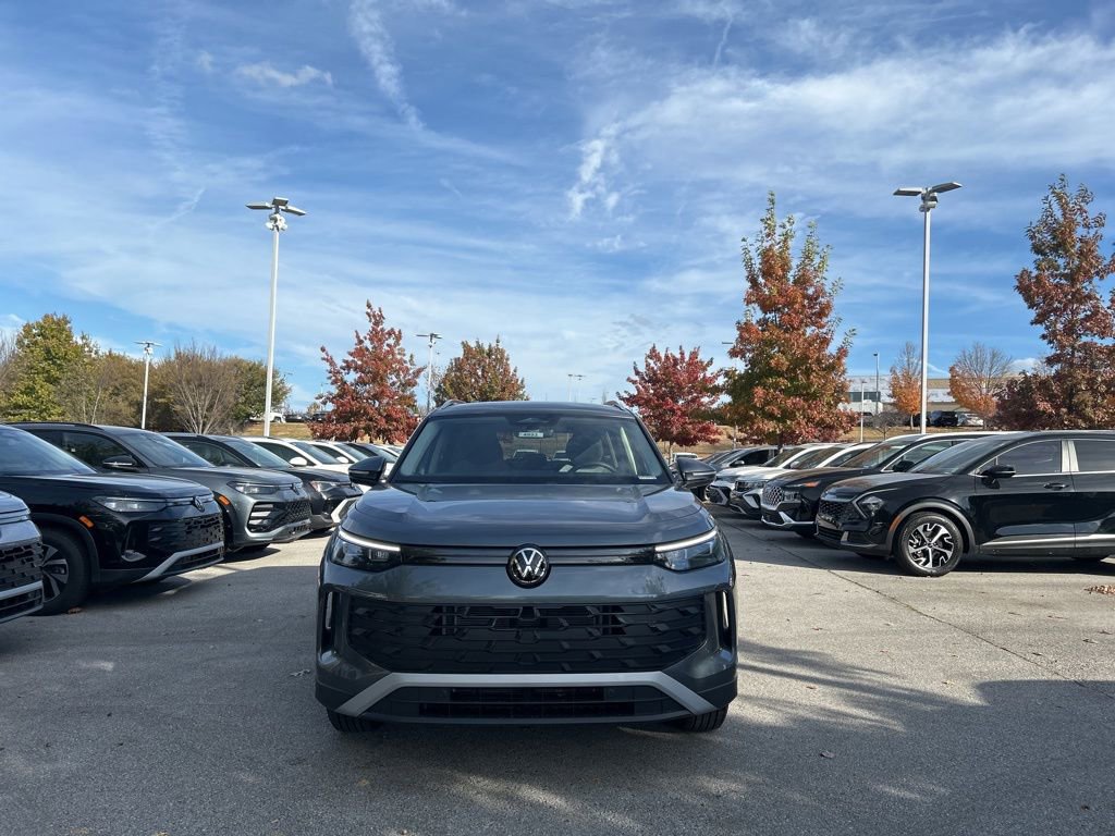 New 2026 Volkswagen Tiguan S image 2