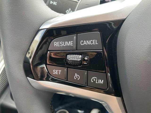 Used 2025 BMW 330i xDrive Sedan w/ Convenience Package image 16