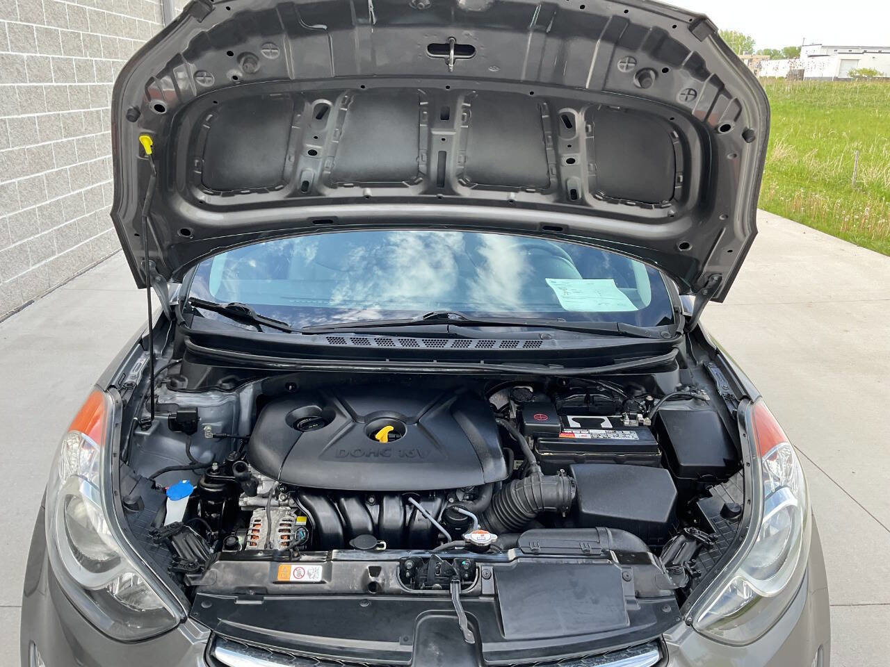 Used 2013 Hyundai Elantra GLS w/ Preferred Pkg FWD image 44