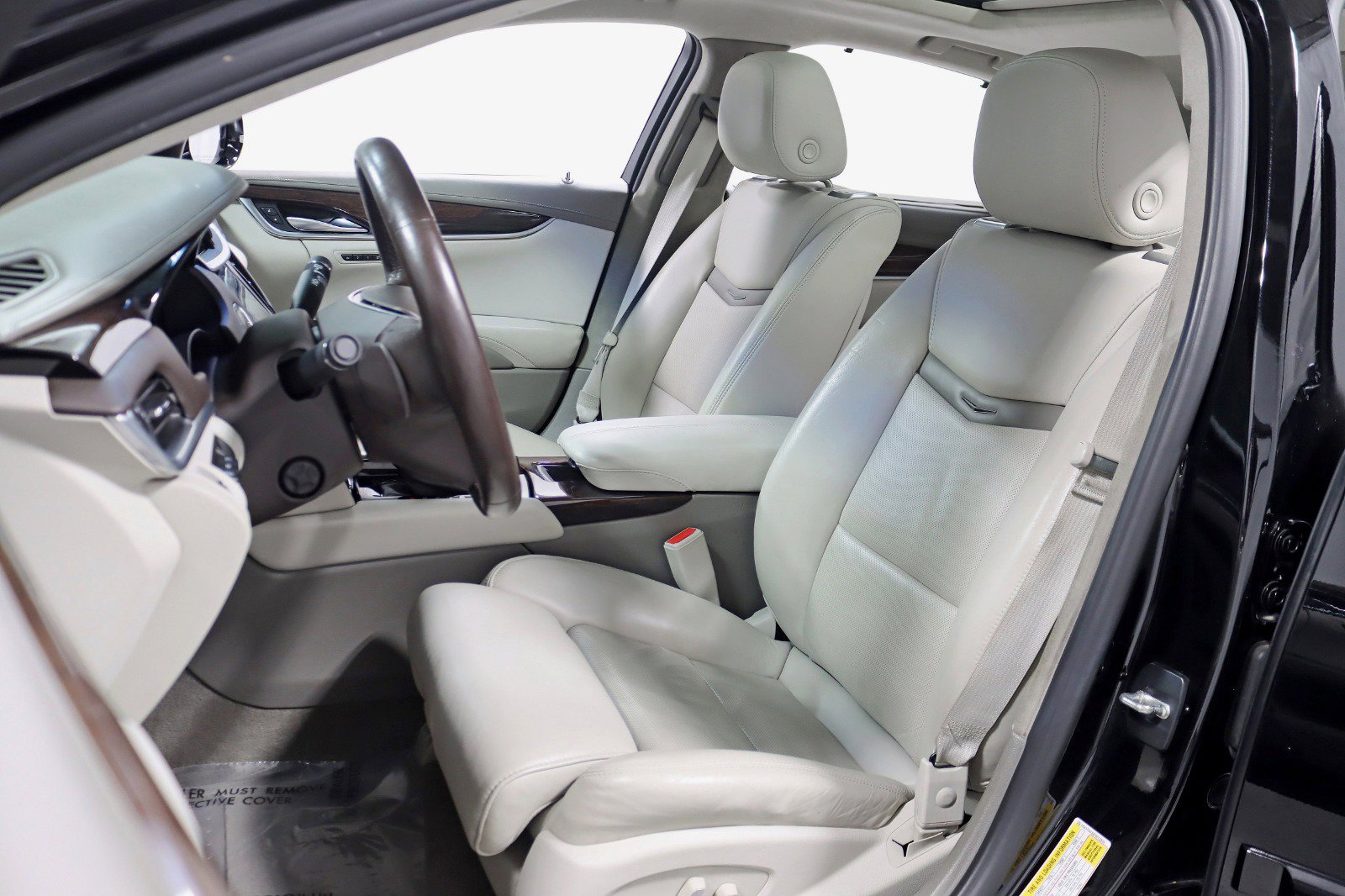 Used 2015 Cadillac XTS Platinum image 26