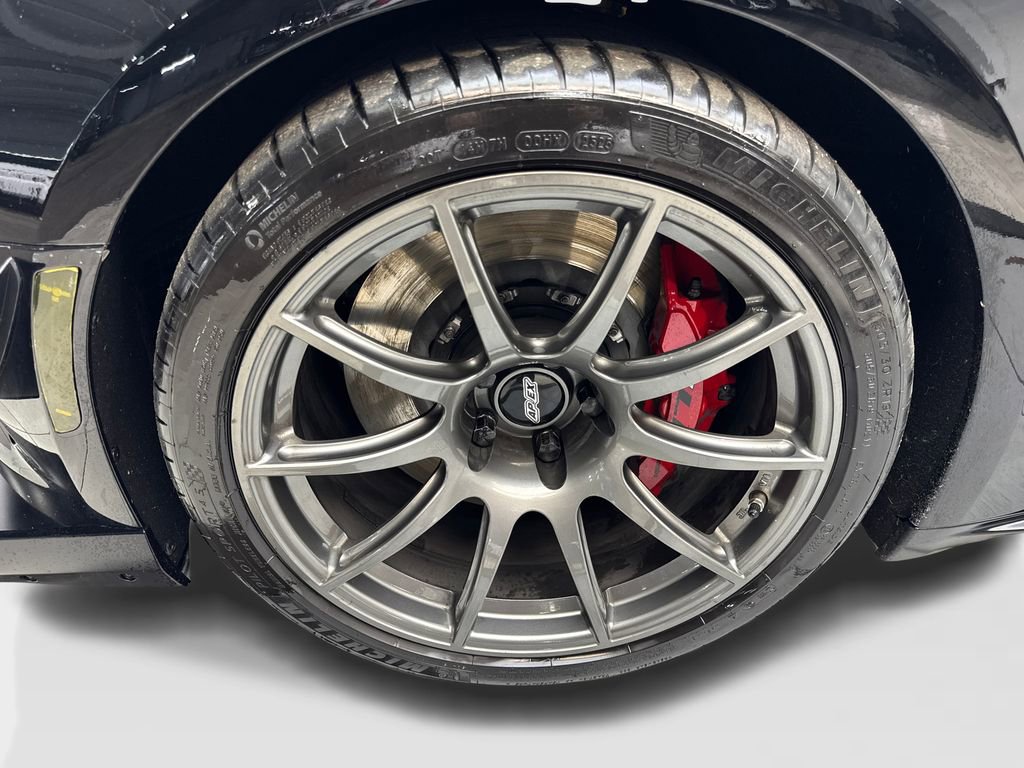 Used 2018 Chevrolet Camaro ZL1 RWD image 67