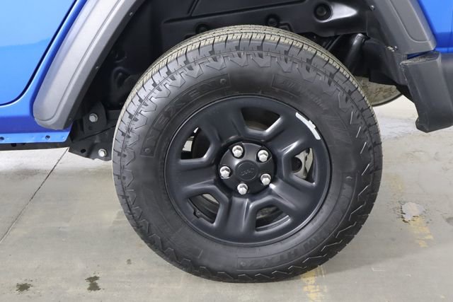 Used 2025 Jeep Wrangler Sport image 44