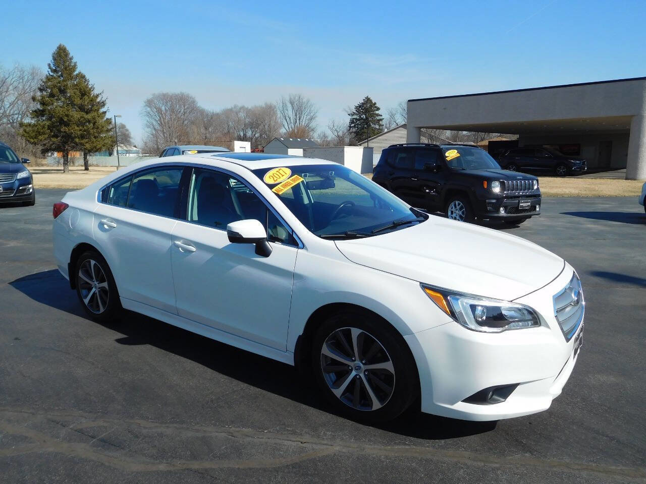 Used 2017 Subaru Legacy 2.5i Limited image 4