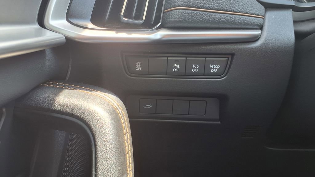 Used 2025 MAZDA CX-90 3.3 Turbo w/ Preferred Package image 31