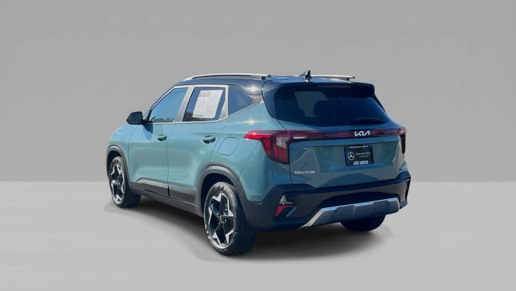 Used 2025 Kia Seltos S AWD/4WD image 6