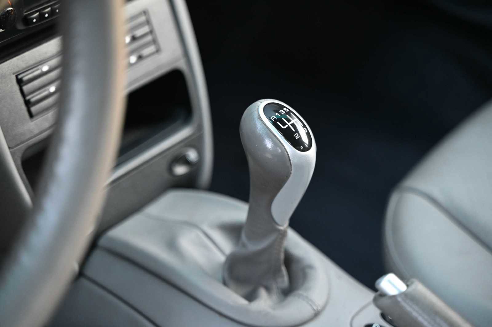 Used 2003 Porsche 911 Carrera 4S image 18