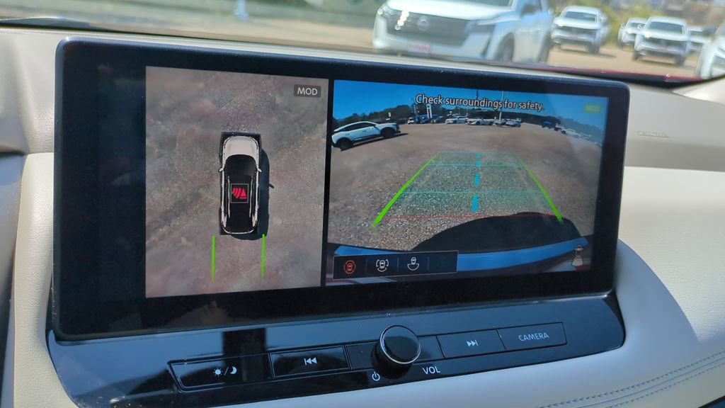 Used 2024 Nissan Rogue SL image 24