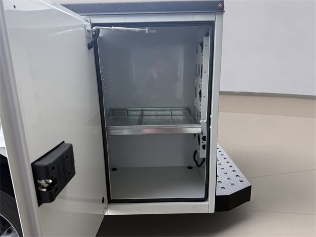 Used 2024 Ford F550 4x4 SuperCab Super Duty image 13