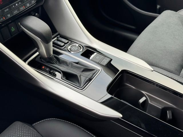 New 2025 Mitsubishi Eclipse Cross AWD image 15