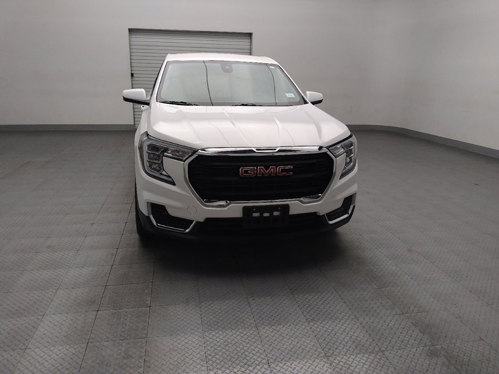 Used 2023 GMC Terrain SLE w/ LPO, Floor Liner Package image 14