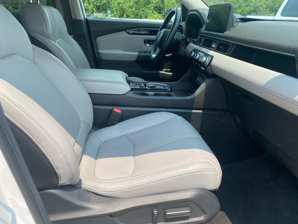 Certified 2024 Honda Pilot EX-L image 32