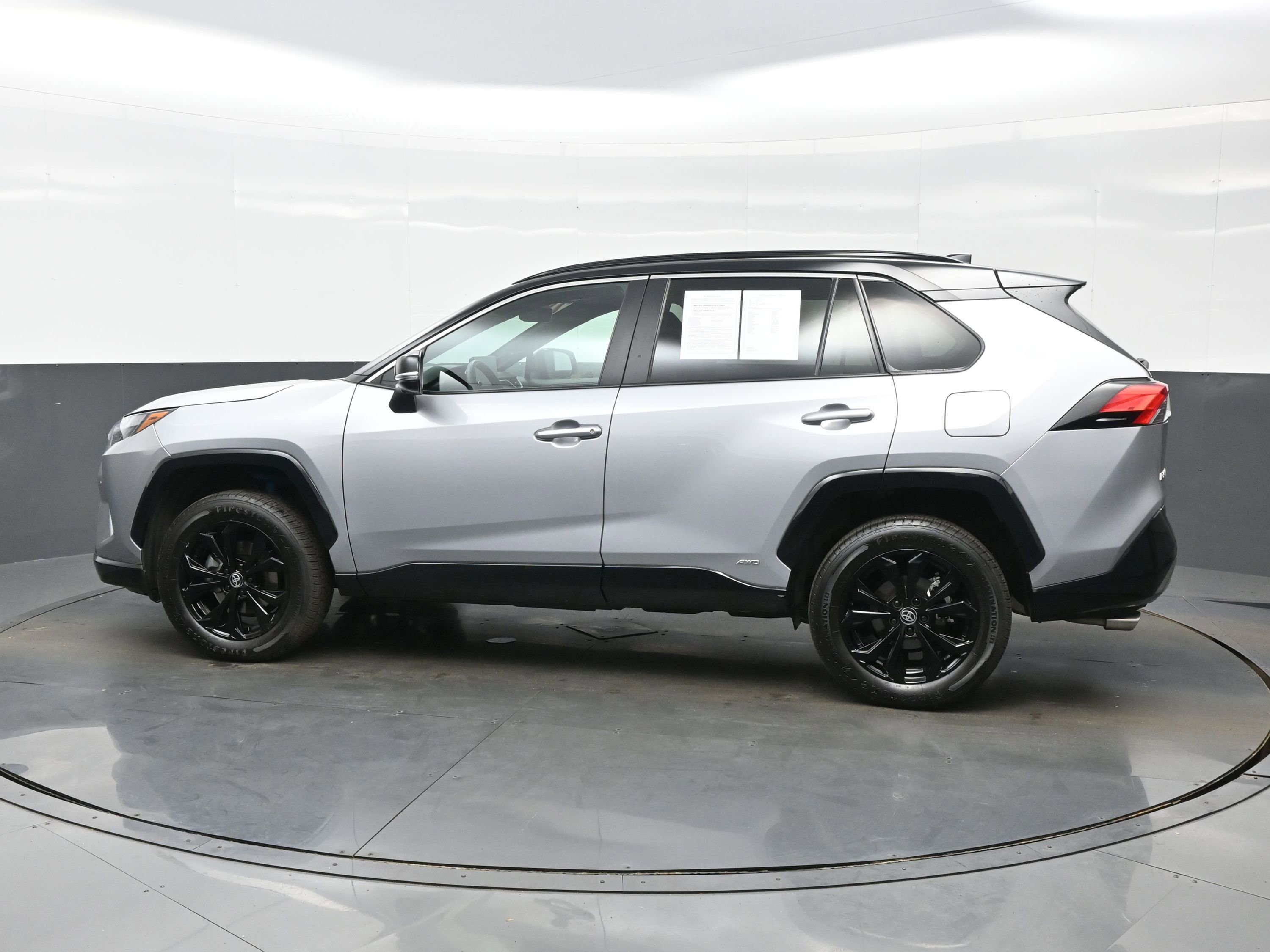 Used 2024 Toyota RAV4 XSE w/ Advanced Technology Package AWD/4WD image 3