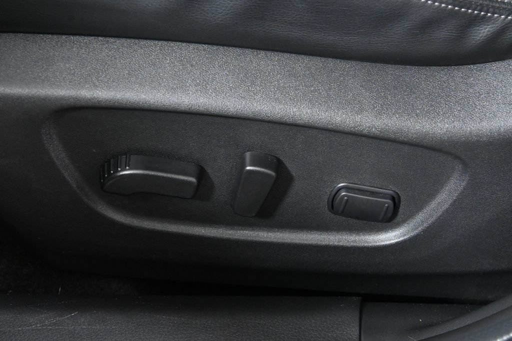Used 2022 Nissan Rogue Sport SL w/ Premium Package AWD/4WD image 27