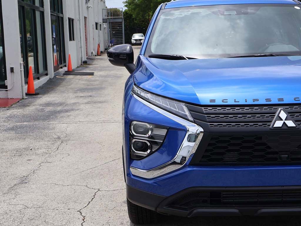 New 2026 Mitsubishi Eclipse Cross LE AWD/4WD image 11