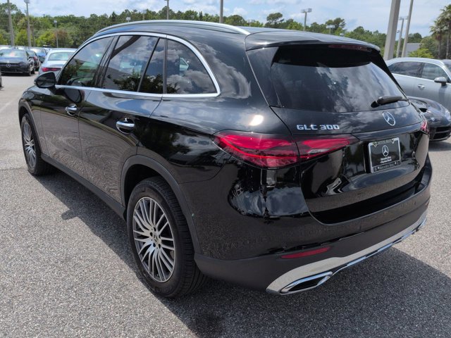 Certified 2024 Mercedes-Benz GLC 300 4MATIC image 6