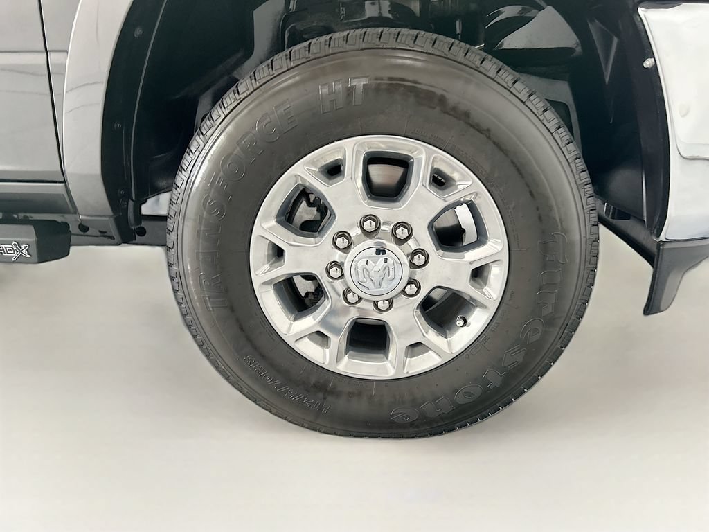 Used 2022 RAM 2500 Laramie AWD/4WD image 30