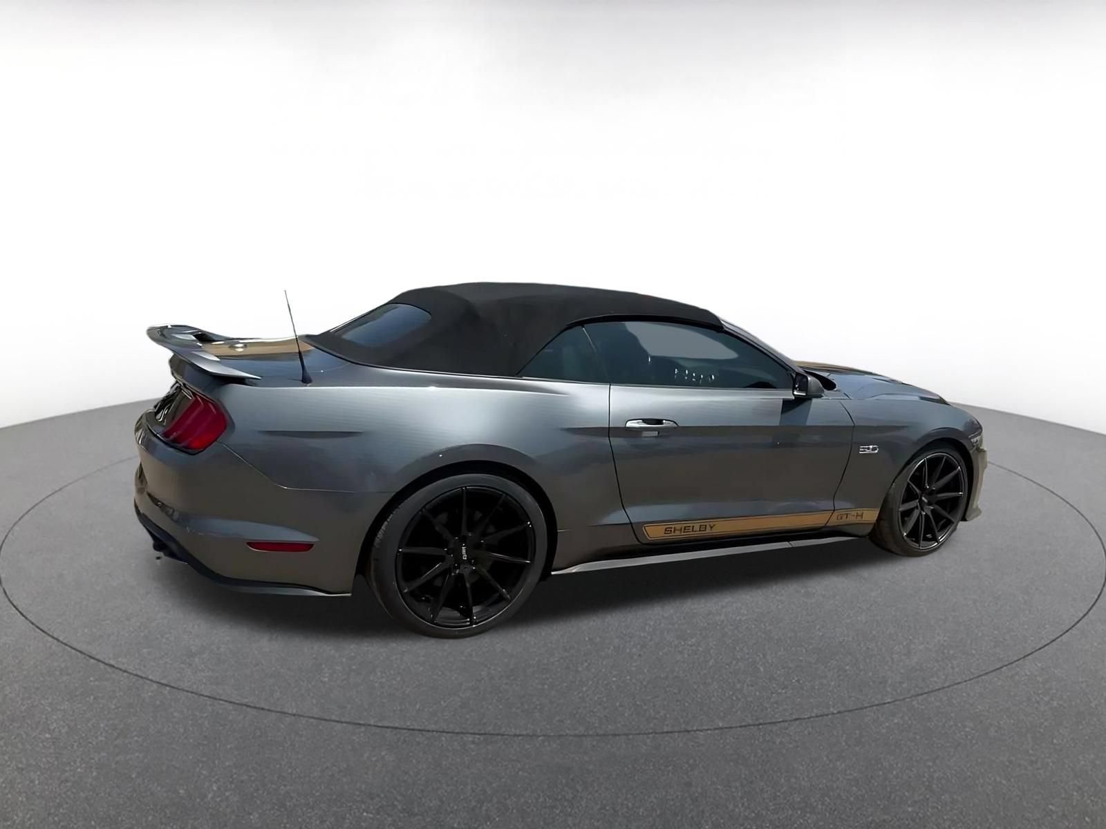 Used 2022 Ford Mustang GT Premium w/ GT Performance Package RWD image 14