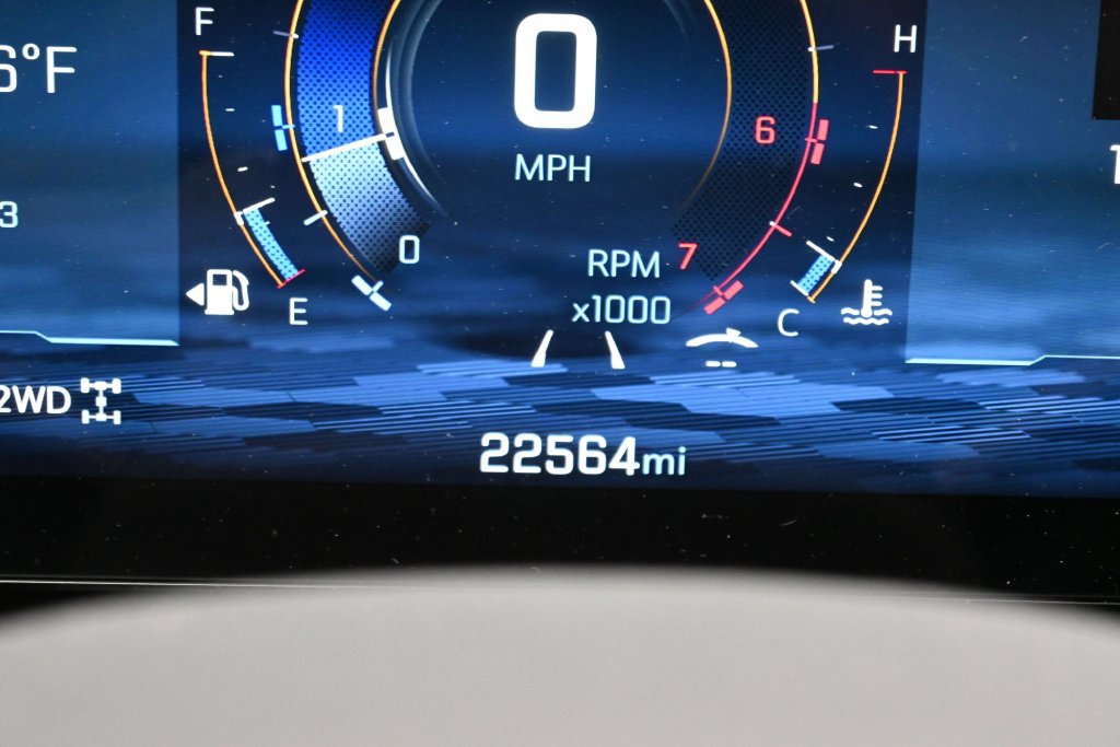 Used 2026 Chevrolet Equinox LT AWD/4WD image 17