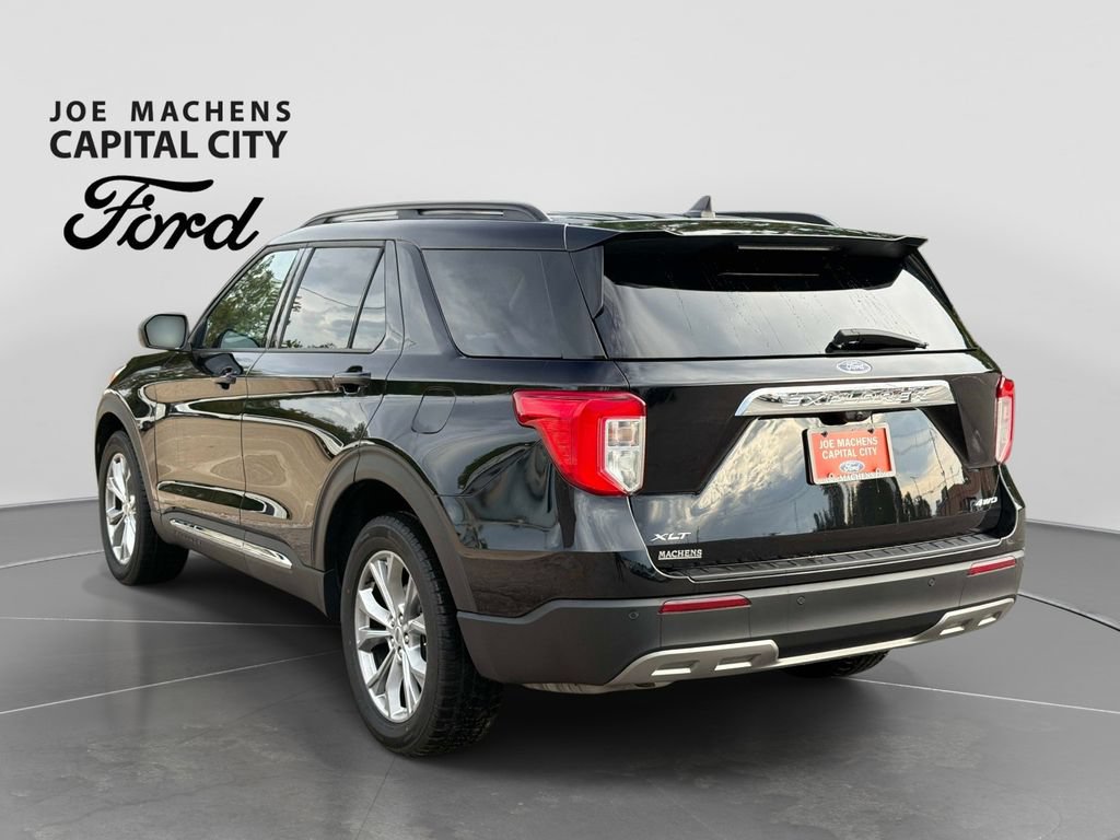 Used 2023 Ford Explorer XLT w/ Equipment Group 202A AWD/4WD image 7