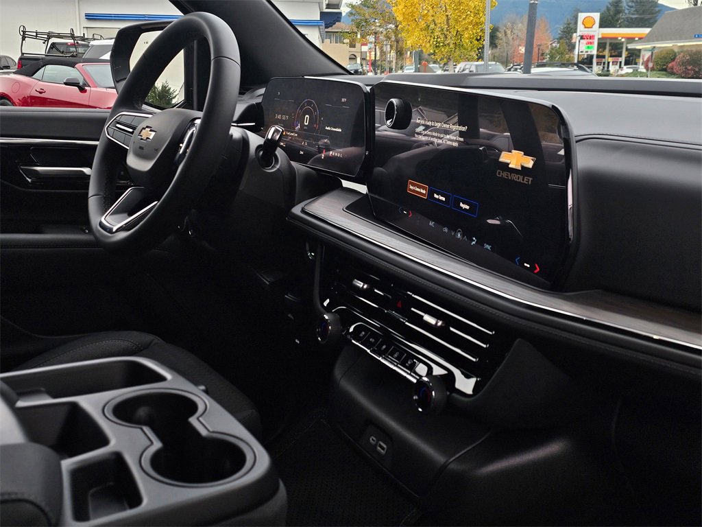 New 2026 Chevrolet Suburban LS image 10