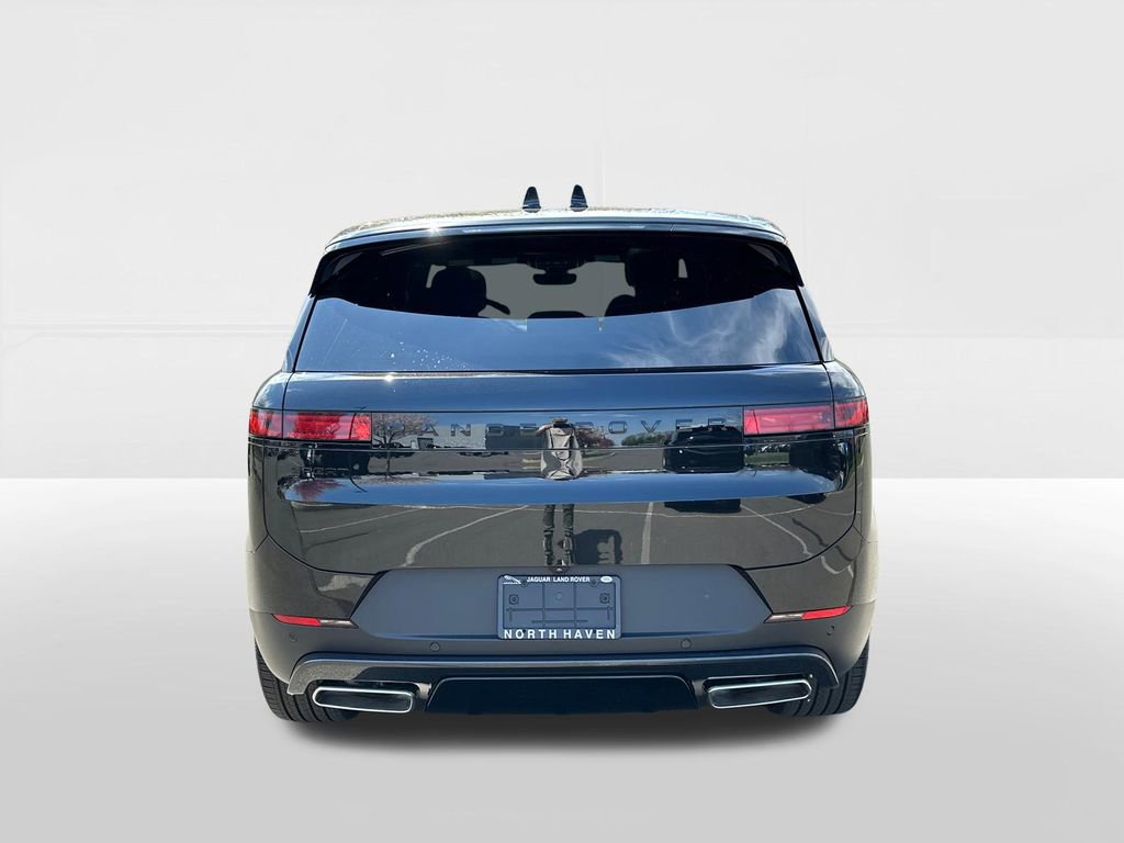 New 2026 Land Rover Range Rover Sport SE image 3