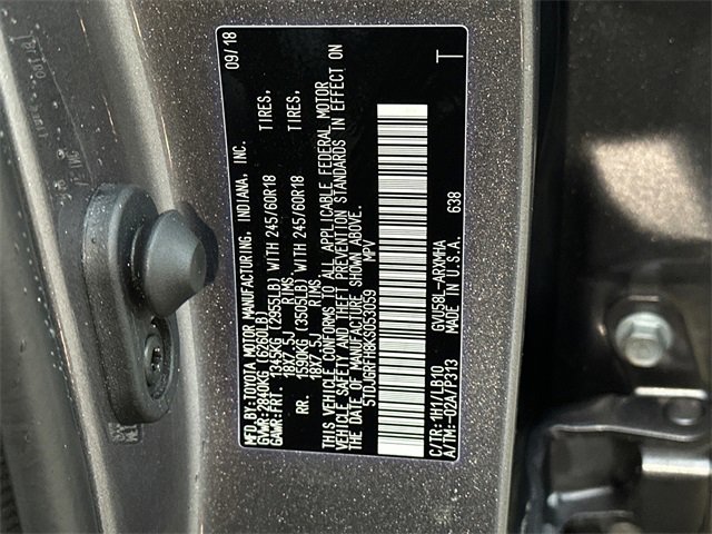 Used 2019 Toyota Highlander XLE image 34