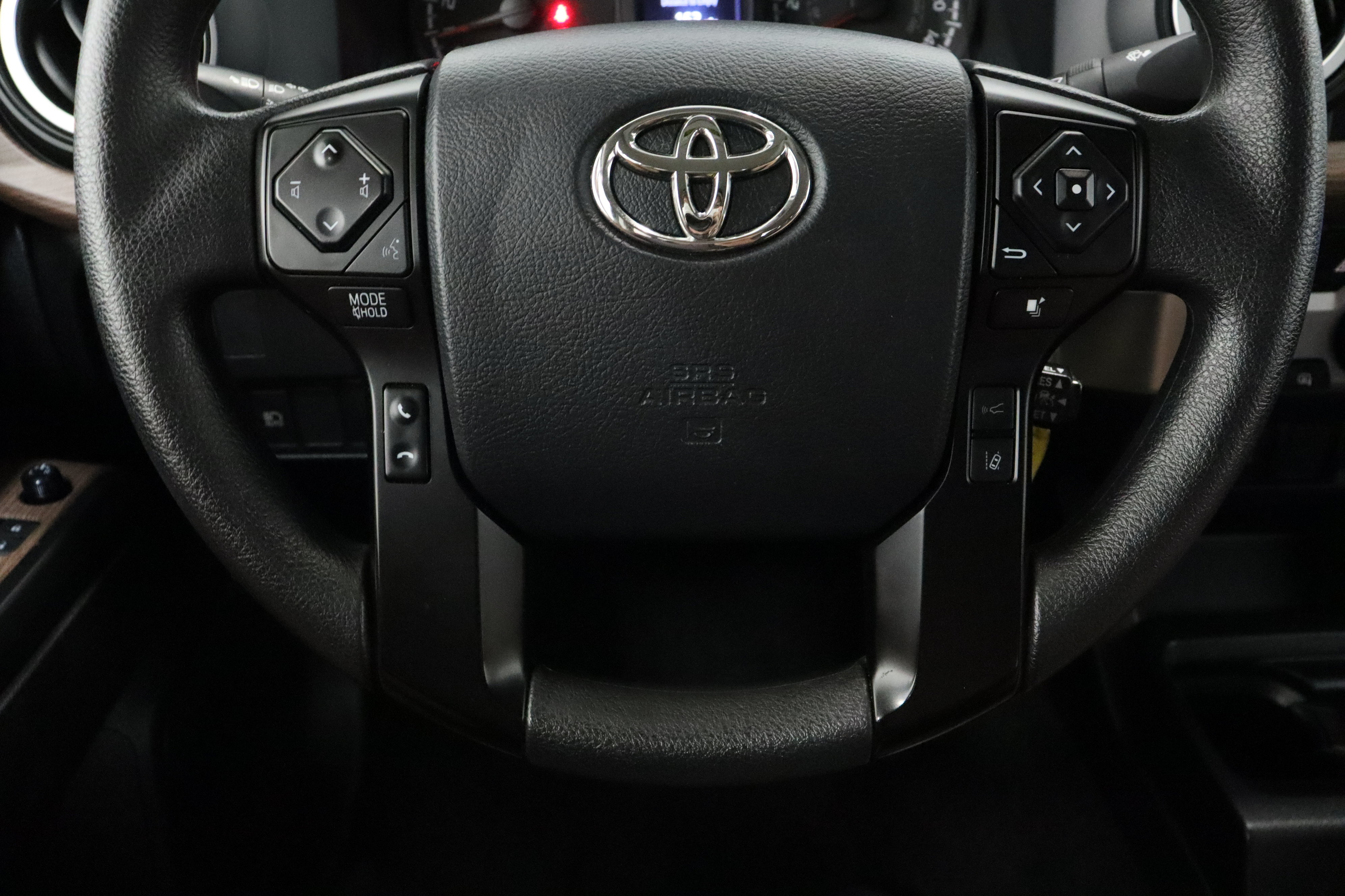 Certified 2023 Toyota Tacoma SR AWD/4WD image 22