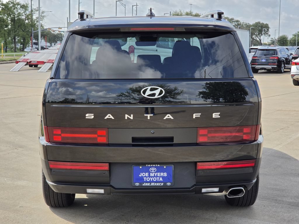 Used 2026 Hyundai Santa Fe SEL FWD image 8