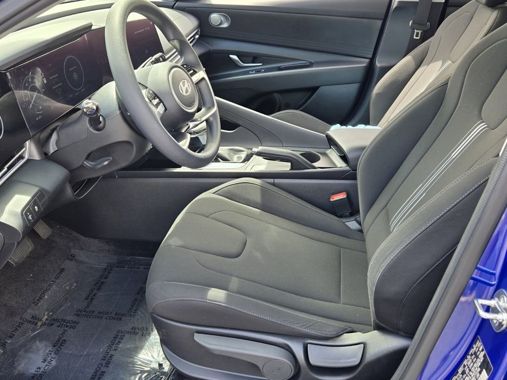 Certified 2024 Hyundai Elantra SEL FWD image 10