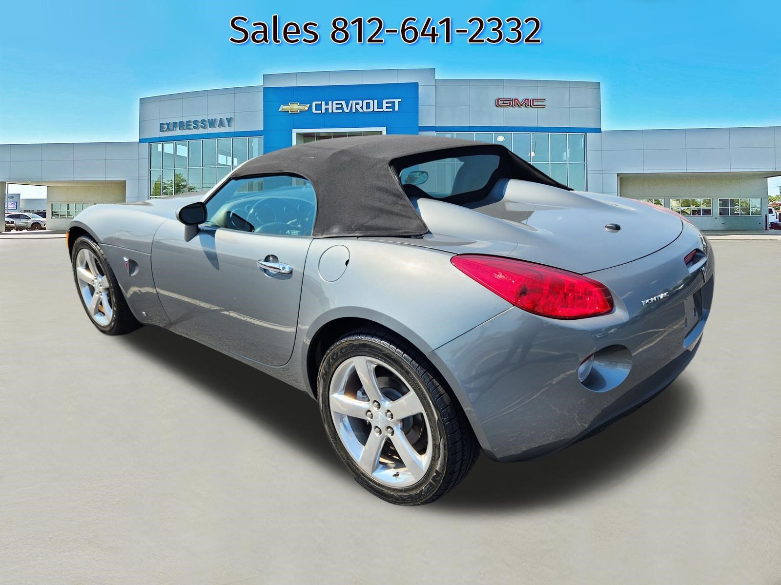 Used 2007 Pontiac Solstice Convertible w/ Premium Package RWD image 5