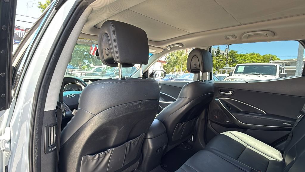 Used 2018 Hyundai Santa Fe Sport w/ 2.0T Ultimate Tech Package 05 FWD image 19