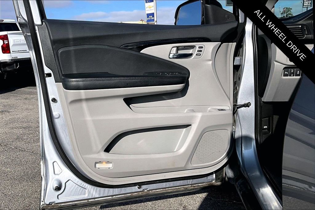 Used 2019 Honda Pilot Elite image 19