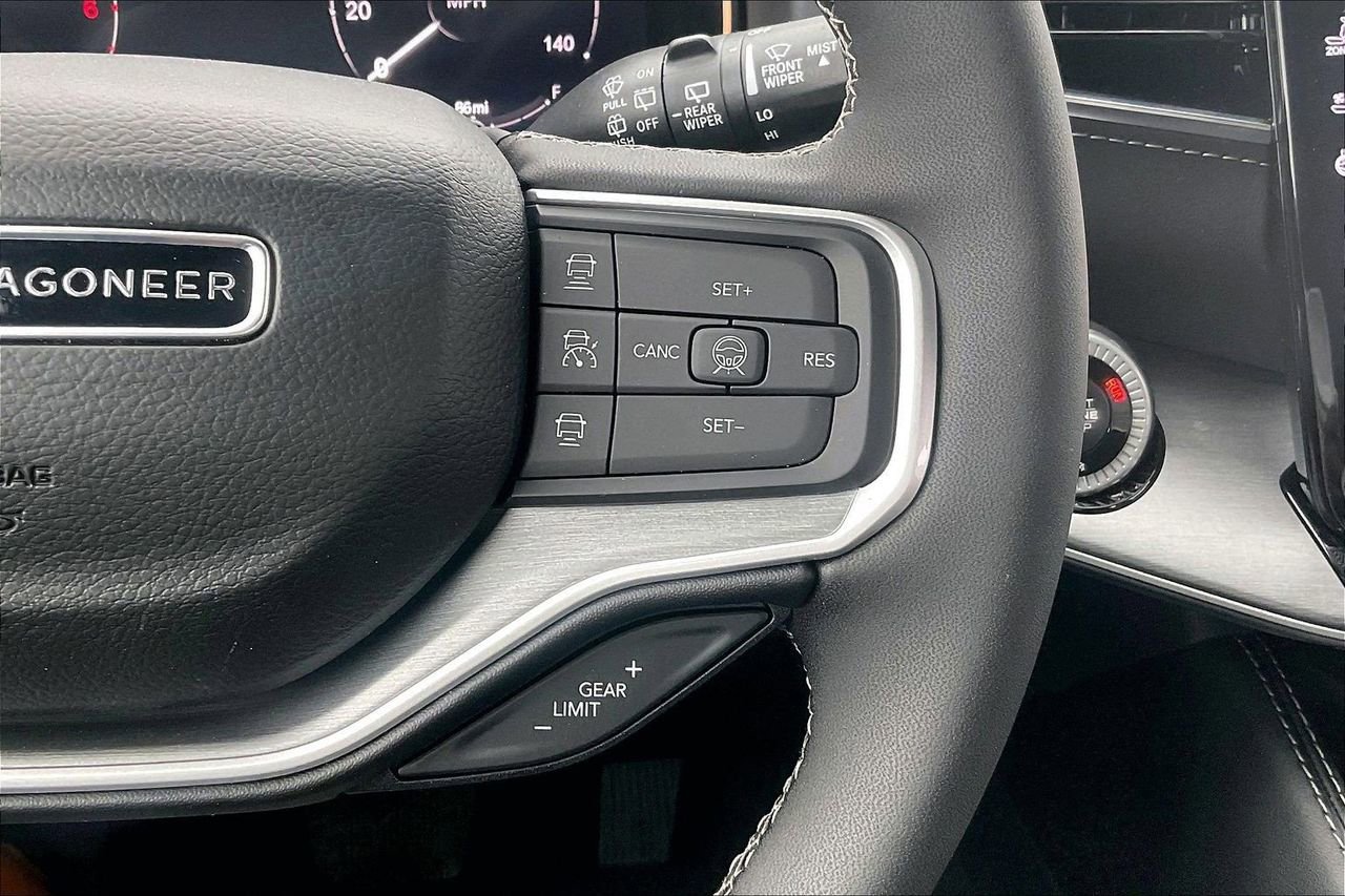 New 2026 Jeep Grand Wagoneer L Limited AWD/4WD image 32