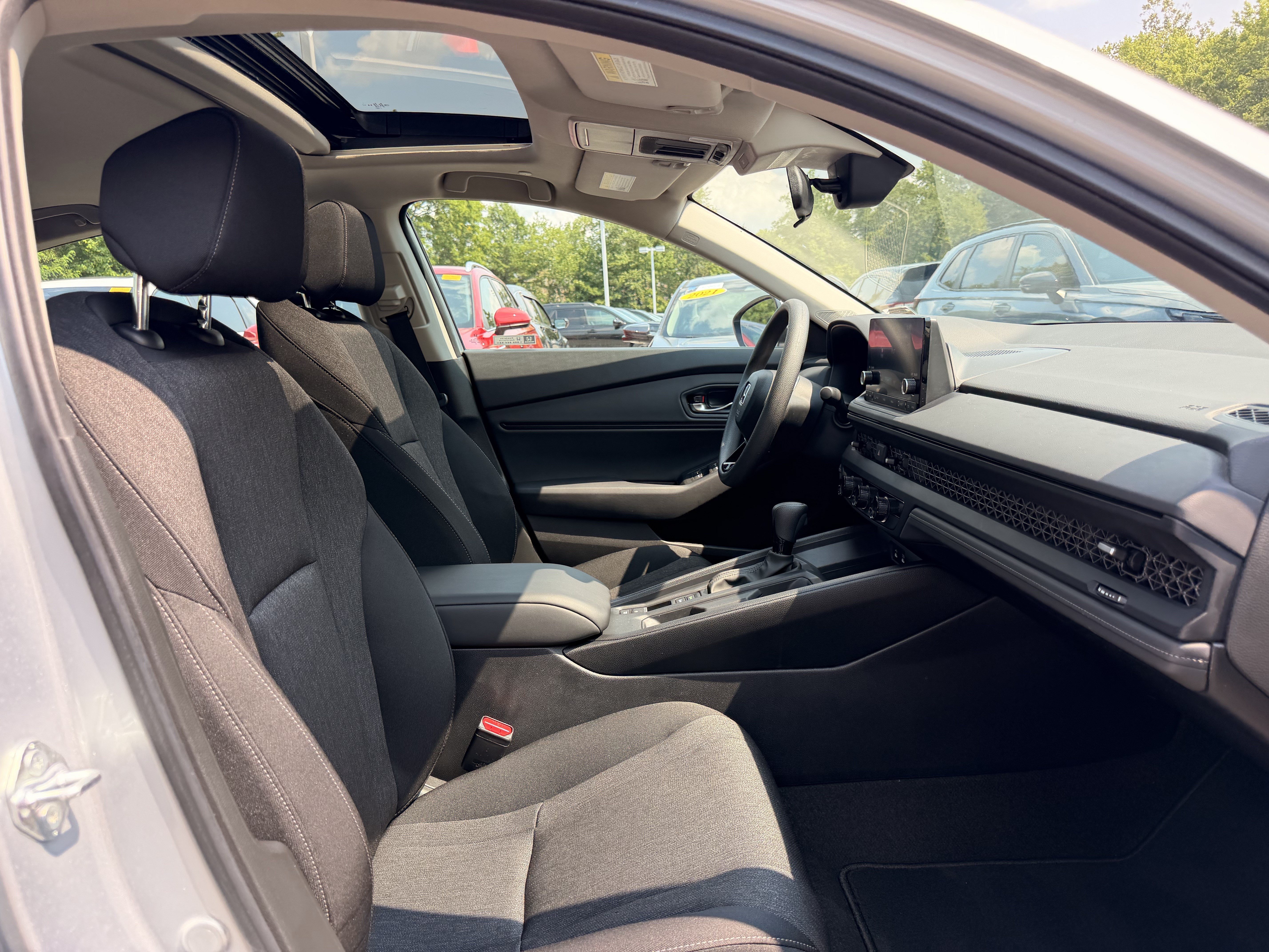 Certified 2024 Honda Accord EX image 27