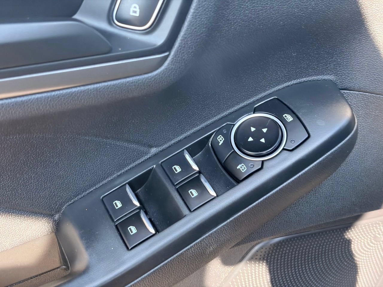 Used 2023 Ford Escape Active FWD image 18