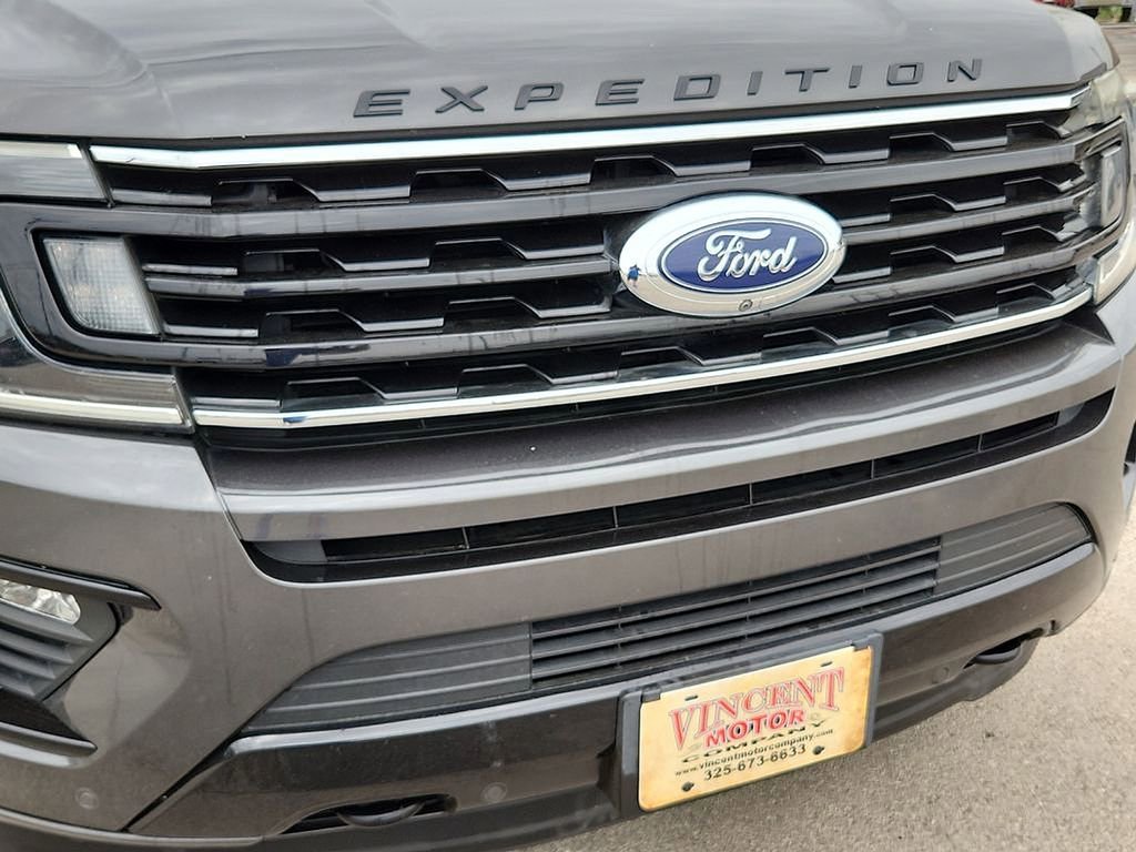 Used 2019 Ford Expedition Max Limited w/ Equipment Group 303A AWD/4WD image 7
