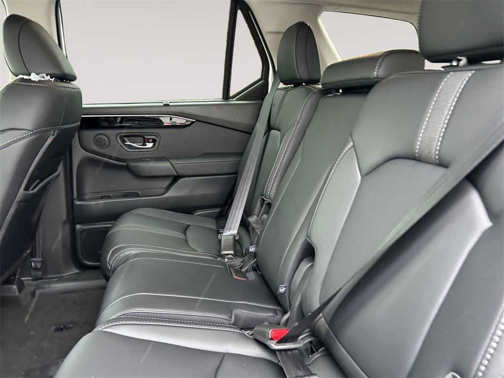 New 2025 Honda Pilot EX-L image 13