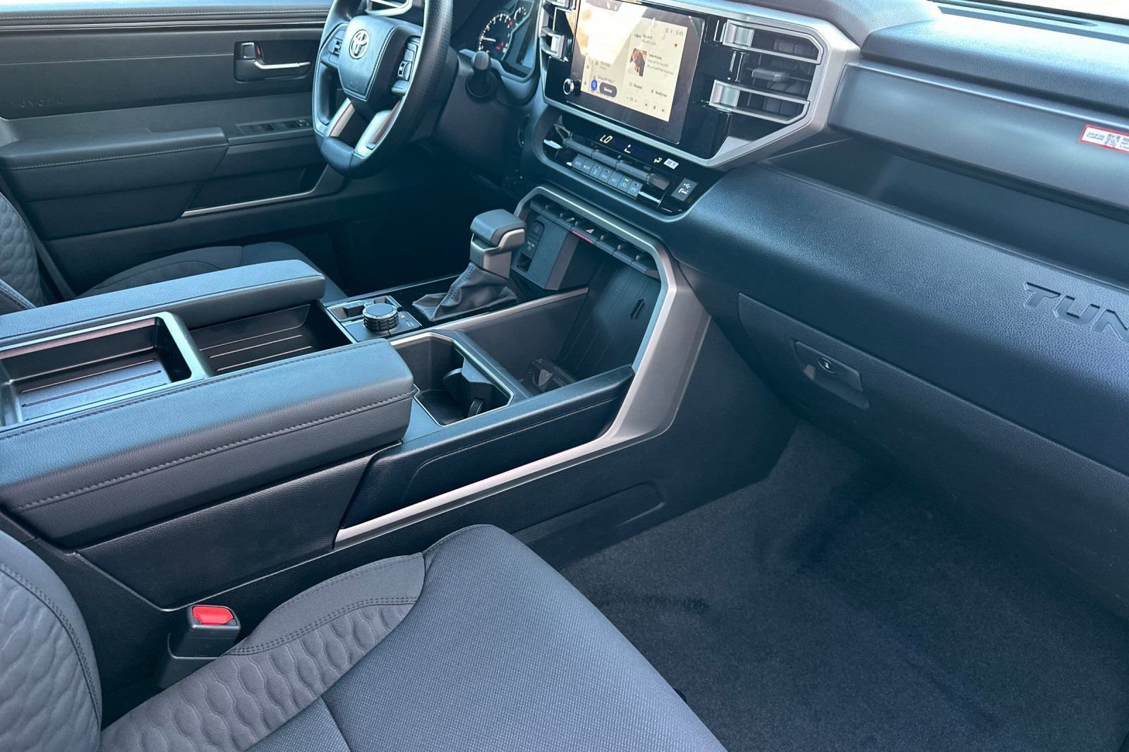 New 2026 Toyota Tundra SR5 AWD/4WD image 17