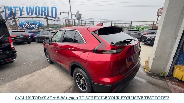Used 2022 Mitsubishi Eclipse Cross ES image 3