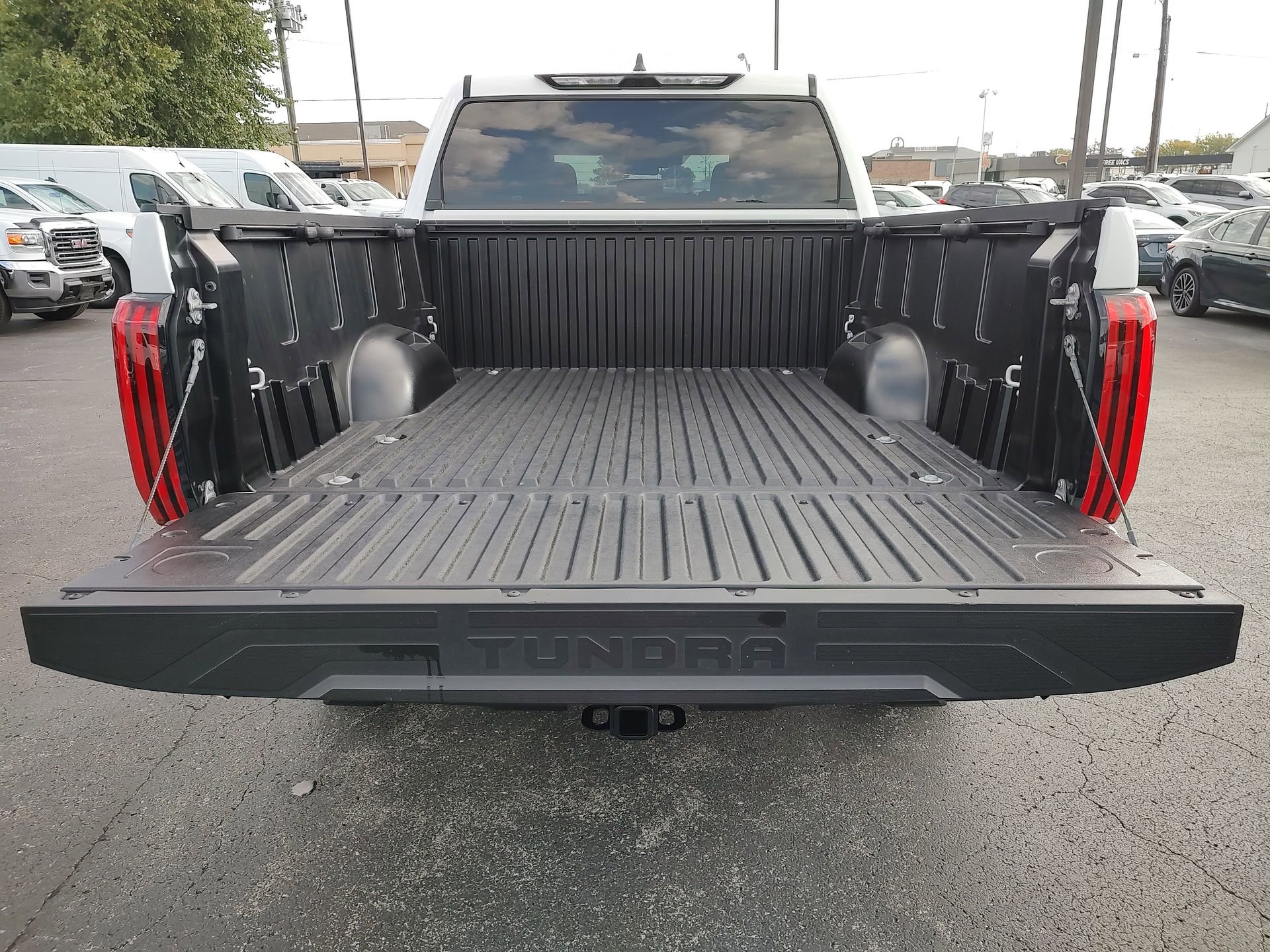 Used 2024 Toyota Tundra SR5 image 40
