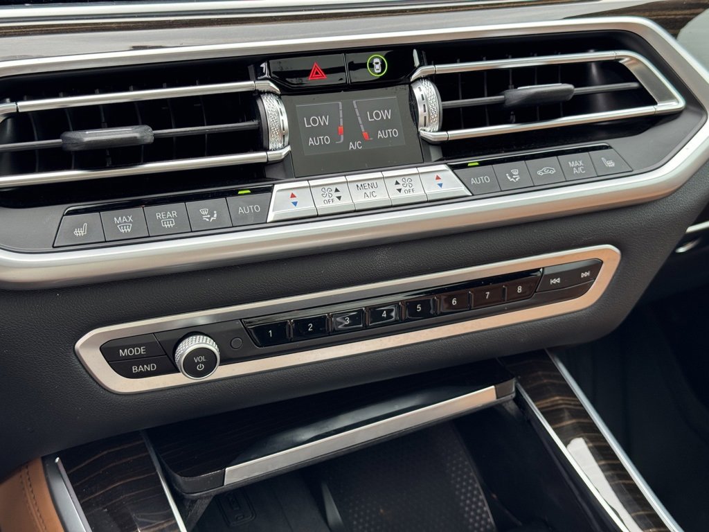 Used 2023 BMW X5 xDrive40i w/ Premium Package image 13