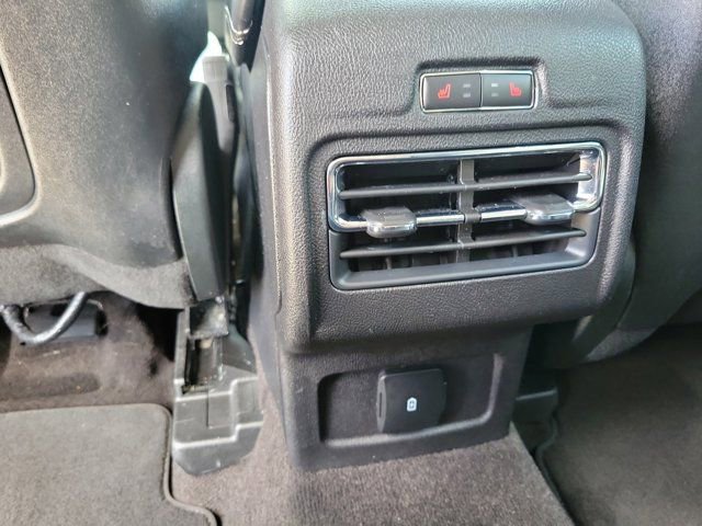 Certified 2022 Lincoln Corsair Reserve w/ Luxury Package image 17