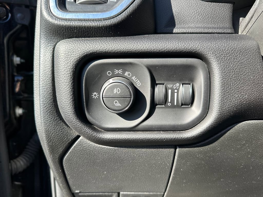 Used 2024 RAM 2500 Laramie w/ Night Edition image 20