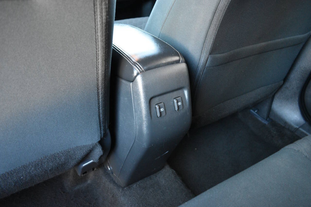 Used 2022 Nissan Kicks SV FWD image 12
