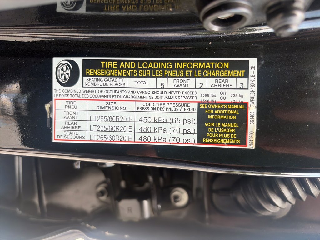 Used 2018 Nissan Titan SV w/ SV Convenience Package AWD/4WD image 31