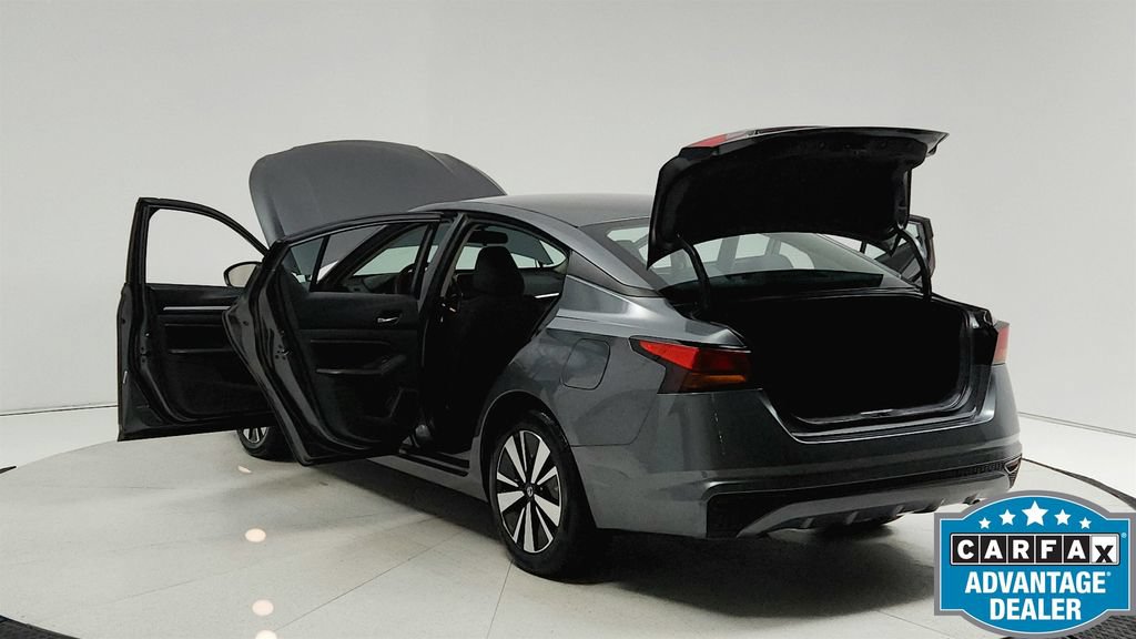 Used 2022 Nissan Altima 2.5 SV FWD image 13