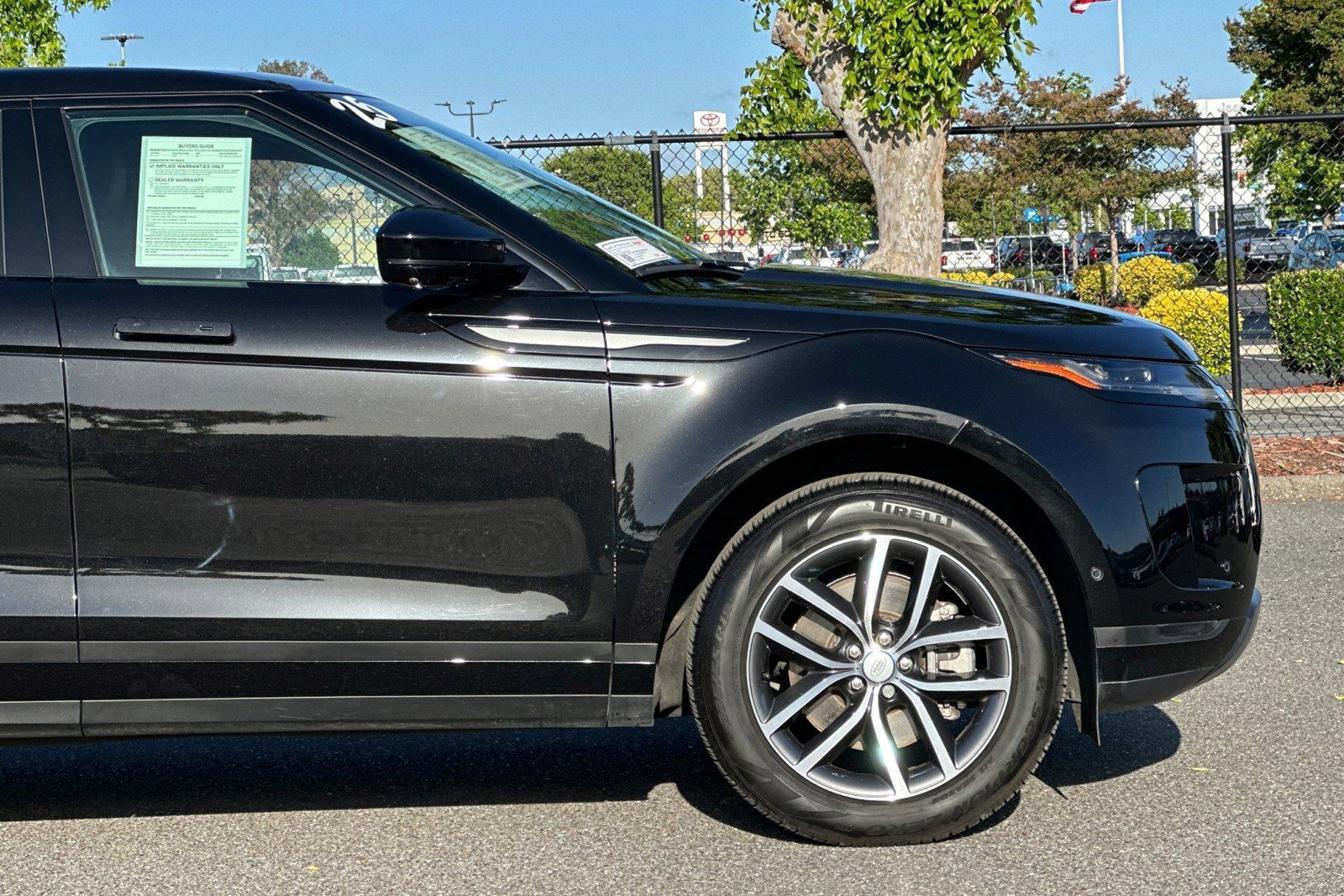 Certified 2025 Land Rover Range Rover Evoque S AWD/4WD image 36