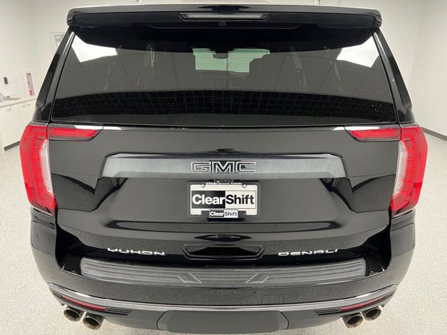 Used 2023 GMC Yukon XL Denali Ultimate image 9